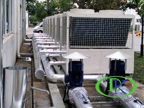 不愛戶外活動貪空調易吹出關節(jié)痛